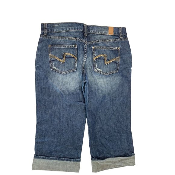 Maurices Juniors Size 11 12 Jeans Capri Cropped Cuffed Hem Denim Distressed - Picture 1 of 4